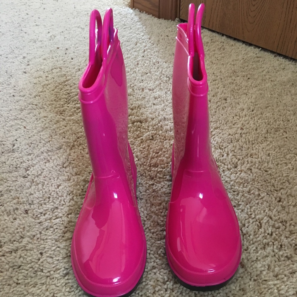 Little girl rain boots